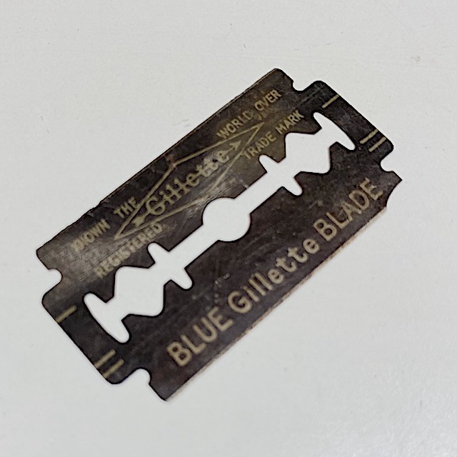 RAZOR BLADE, Aged